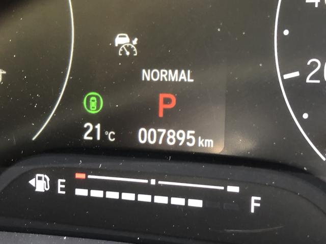 ヴェゼル ｅ：ＨＥＶＺ　試乗車アップ　純正ディスプレイオーディオ　ドラレコ　ＬＥＤ　アルミホイール　衝突回避支援ブレーキ機能　スマキ　Ｐトランク　フルオートエアコン　Ｄレコ　エアバッグ　両席エアバック　Ｒカメ　記録簿付　禁煙（58枚目）