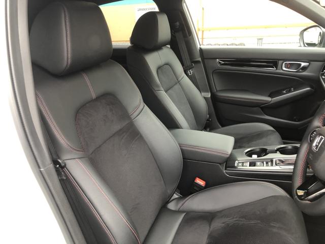 シビック ＥＸ　純正ナビ　ＥＴＣ　ブラインドスポットインフォメーション　ＬＥＤ　アルミホイール　Ｒカメ　パーキングセンサー　衝突被害軽減ブレーキ　スマートキーシステム　パワ－シ－ト　１オーナー車　禁煙　ＵＳＢ　ＥＳＣ（3枚目）