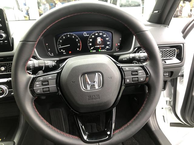 シビック ＥＸ　純正ナビ　ＥＴＣ　ブラインドスポットインフォメーション　ＬＥＤ　アルミホイール　Ｒカメ　パーキングセンサー　衝突被害軽減ブレーキ　スマートキーシステム　パワ－シ－ト　１オーナー車　禁煙　ＵＳＢ　ＥＳＣ（8枚目）