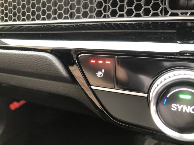 シビック ＥＸ　純正ナビ　ＥＴＣ　ブラインドスポットインフォメーション　ＬＥＤ　アルミホイール　Ｒカメ　パーキングセンサー　衝突被害軽減ブレーキ　スマートキーシステム　パワ－シ－ト　１オーナー車　禁煙　ＵＳＢ　ＥＳＣ（14枚目）