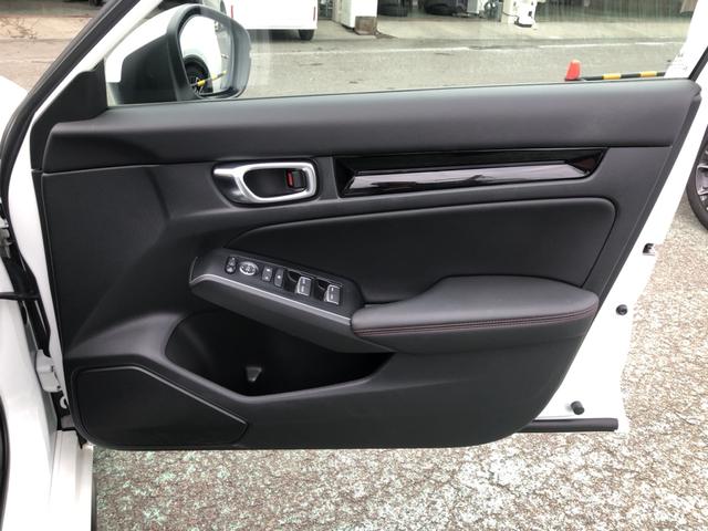 シビック ＥＸ　純正ナビ　ＥＴＣ　ブラインドスポットインフォメーション　ＬＥＤ　アルミホイール　Ｒカメ　パーキングセンサー　衝突被害軽減ブレーキ　スマートキーシステム　パワ－シ－ト　１オーナー車　禁煙　ＵＳＢ　ＥＳＣ（58枚目）