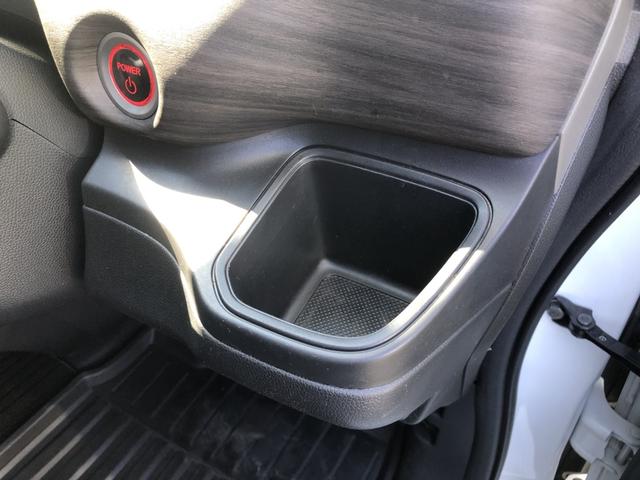 フリード＋ハイブリッド ハイブリッドＥＸ　ナビ　ＥＴＣ　ドラレコ　両側電動ドア　ＬＥＤ　アルミホイール　盗難防止システム　衝突軽減システム　オートクルーズコントロール　地デジフルセグ　キーレス　スマートキ　バックカメラ　シートＨ　ＡＢＳ（16枚目）