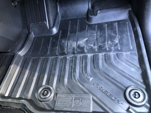 フリード＋ハイブリッド ハイブリッドＥＸ　ナビ　ＥＴＣ　ドラレコ　両側電動ドア　ＬＥＤ　アルミホイール　盗難防止システム　衝突軽減システム　オートクルーズコントロール　地デジフルセグ　キーレス　スマートキ　バックカメラ　シートＨ　ＡＢＳ（63枚目）