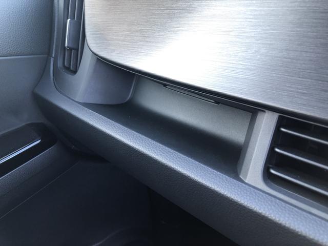 Ｎ－ＯＮＥ ＲＳ　６ＭＴ　純正ナビ　ＥＴＣ　ＬＥＤ　アルミホイール　シートヒーター　サイドカーテンエアバック　記録簿　禁煙　クリアランスソナー　横滑り防止機能　インテリキー　ＡＡＣ　オートクルーズコントロール　Ｂカメ（17枚目）