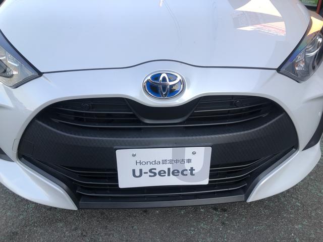 ヤリス ハイブリッドＸ　トヨタ純正ディスプレイオーディオ　ＥＴＣ　前後ドラレコ　デジタルインナーミラー　ＵＳＢ接続　カーテンエアバッグ　イモビライザー　バックモニター　ワイヤレスキー　ワンオーナー　ＡＢＳ　定期点検記録簿（40枚目）