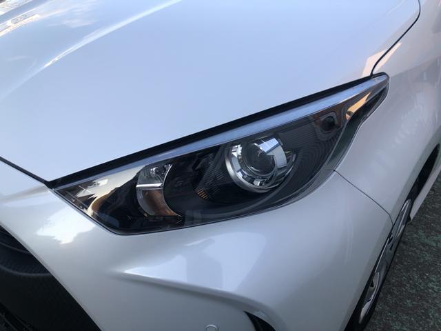 ヤリス ハイブリッドＸ　トヨタ純正ディスプレイオーディオ　ＥＴＣ　前後ドラレコ　デジタルインナーミラー　ＵＳＢ接続　カーテンエアバッグ　イモビライザー　バックモニター　ワイヤレスキー　ワンオーナー　ＡＢＳ　定期点検記録簿（41枚目）