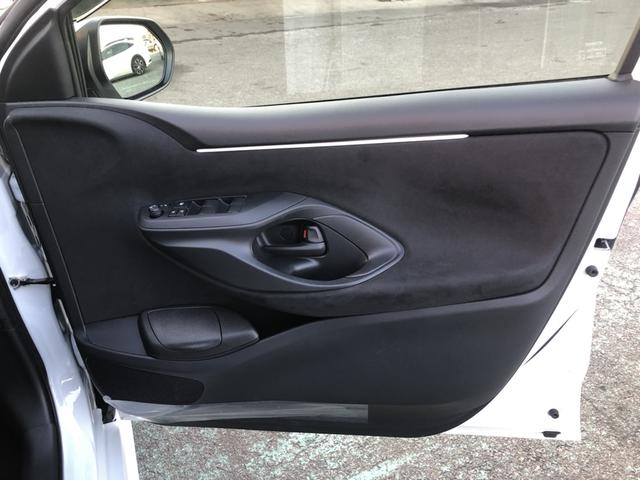 ヤリス ハイブリッドＸ　トヨタ純正ディスプレイオーディオ　ＥＴＣ　前後ドラレコ　デジタルインナーミラー　ＵＳＢ接続　カーテンエアバッグ　イモビライザー　バックモニター　ワイヤレスキー　ワンオーナー　ＡＢＳ　定期点検記録簿（56枚目）