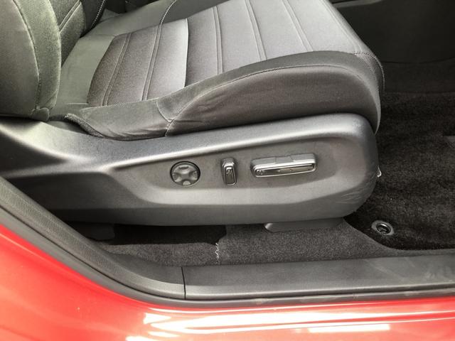 ＣＲ－Ｖ ＥＸ　純正ナビ　ＥＴＣ　ドラレコ　ＬＥＤ　アルミホイール　シートヒーター　シ－トヒ－タ－　サイドエアバック　リアカメラ　フルオートエアコン　ＤＶＤ再生　１オーナー　キーレス　エアバック　クルーズコントロール（14枚目）