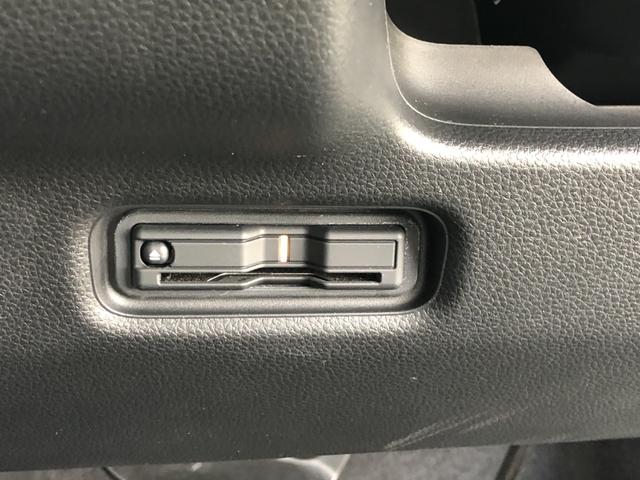 フリード ｅ：ＨＥＶエアーＥＸ　試乗車アップ　純正ナビ　ＥＴＣ　前後ドラレコ　ＬＥＤ　両側電動ドア　３６０°カメラ　衝突軽減システム　ソナー　横滑り防止装置　クルーズコントロール　サイドカーテンエアバック　フルセグＴＶ　キーレス（8枚目）