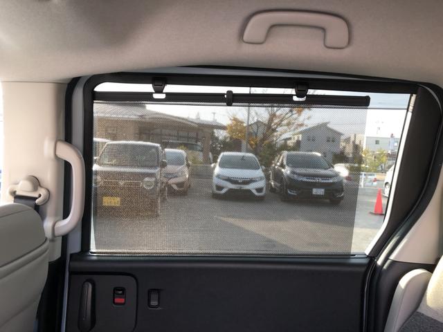 フリード ｅ：ＨＥＶエアーＥＸ　試乗車アップ　純正ナビ　ＥＴＣ　前後ドラレコ　ＬＥＤ　両側電動ドア　３６０°カメラ　衝突軽減システム　ソナー　横滑り防止装置　クルーズコントロール　サイドカーテンエアバック　フルセグＴＶ　キーレス（30枚目）