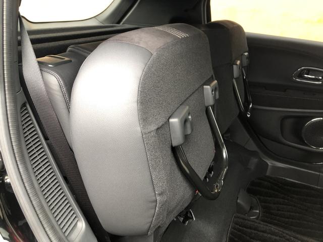 ヴェゼル ハイブリッドＲＳ・ホンダセンシング　純正ナビ　ＥＴＣ　前後ドラレコ　ＬＥＤ　アルミホイール　シートヒーター　１オ－ナ－　定期点検記録簿　サイドＳＲＳ　Ｒカメ　フルオートエアコン　禁煙　ＵＳＢ接続　両席エアバック　スマキー　ＴＶナビ（26枚目）