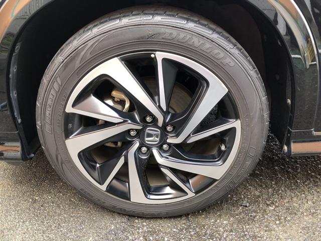 ヴェゼル ハイブリッドＲＳ・ホンダセンシング　純正ナビ　ＥＴＣ　前後ドラレコ　ＬＥＤ　アルミホイール　シートヒーター　１オ－ナ－　定期点検記録簿　サイドＳＲＳ　Ｒカメ　フルオートエアコン　禁煙　ＵＳＢ接続　両席エアバック　スマキー　ＴＶナビ（32枚目）