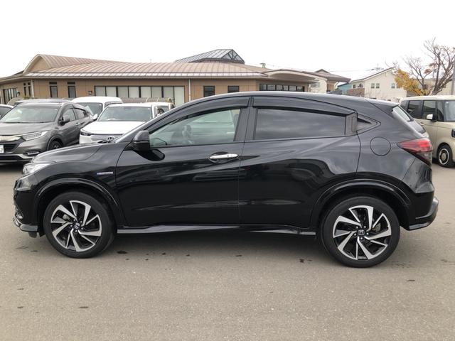 ヴェゼル ハイブリッドＲＳ・ホンダセンシング　純正ナビ　ＥＴＣ　前後ドラレコ　ＬＥＤ　アルミホイール　シートヒーター　１オ－ナ－　定期点検記録簿　サイドＳＲＳ　Ｒカメ　フルオートエアコン　禁煙　ＵＳＢ接続　両席エアバック　スマキー　ＴＶナビ（42枚目）