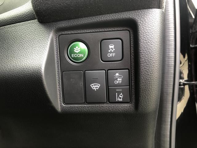 ヴェゼル ハイブリッドＲＳ・ホンダセンシング　純正ナビ　ＥＴＣ　前後ドラレコ　ＬＥＤ　アルミホイール　シートヒーター　１オ－ナ－　定期点検記録簿　サイドＳＲＳ　Ｒカメ　フルオートエアコン　禁煙　ＵＳＢ接続　両席エアバック　スマキー　ＴＶナビ（63枚目）