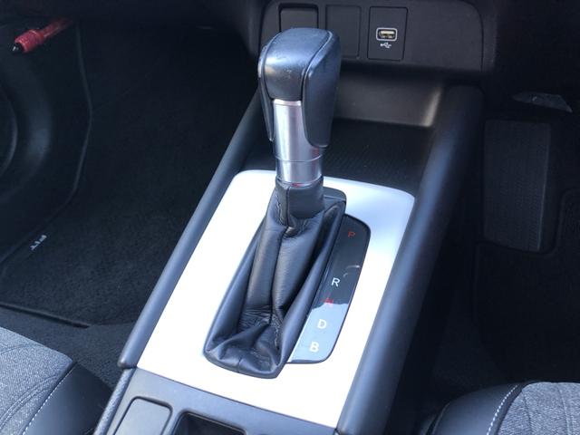 フィット e:HEVホーム ナビ ETC ドラレコ LED クルーズコントロール 前後誤発進抑制機能 クリソナ 助手席エアバッグ 運転席エアバッグ アイドリングストップ 禁煙 バックカメラ ABS サイドエアバッグ スマートキー(11枚目)