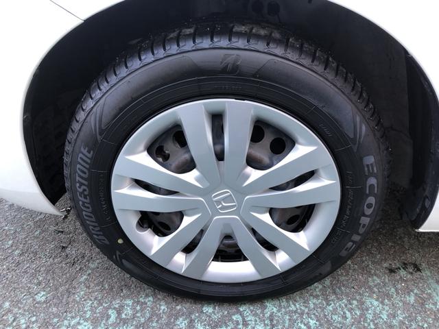 フィット e:HEVホーム ナビ ETC ドラレコ LED クルーズコントロール 前後誤発進抑制機能 クリソナ 助手席エアバッグ 運転席エアバッグ アイドリングストップ 禁煙 バックカメラ ABS サイドエアバッグ スマートキー(26枚目)