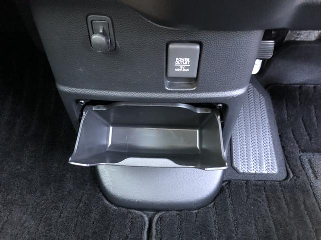 N-BOXカスタム Lターボ 純正ナビ ETC 前後ドラレコ LED アルミホイール 両側電動ドア 地デジチューナー 衝突軽減ブレーキサポート 1オーナー 禁煙 アイドリングS ターボエンジン PS カーテンエアバック エアバック(19枚目)