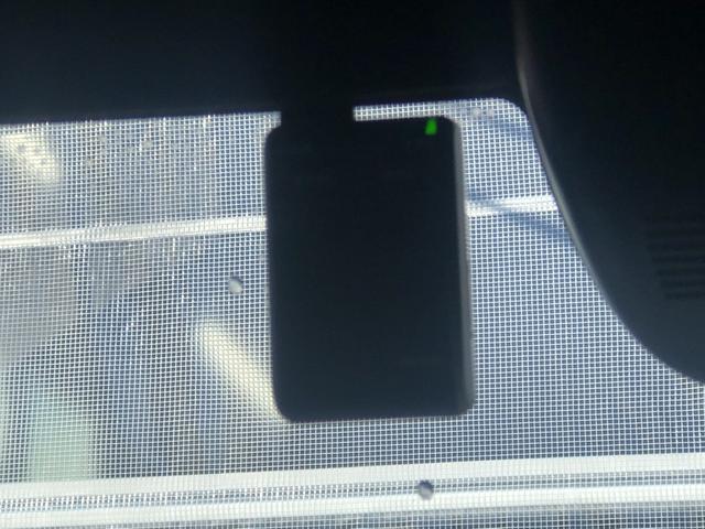 N-BOXカスタム ベースグレード 試乗車アップ 純正ナビ ドラレコ LED アルミホイール シートヒーター W電動ドア USB接続 CMBS Dレコ 禁煙 ベンチシート オートエアコン スマートキ 盗難防止装置 クルコン バックカメラ(8枚目)