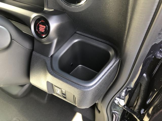 Ｎ－ＢＯＸカスタム ベースグレード　届出済未使用車　片側電動スライドドア　ＣＭＢＳ　禁煙　１オーナー　ベンチシート　オートエアコン　スマートキ　ＬＥＤ　盗難防止装置　クルコン　パワーステアリング　エアバッグ　ＥＳＣ　パワーウインドウ（13枚目）