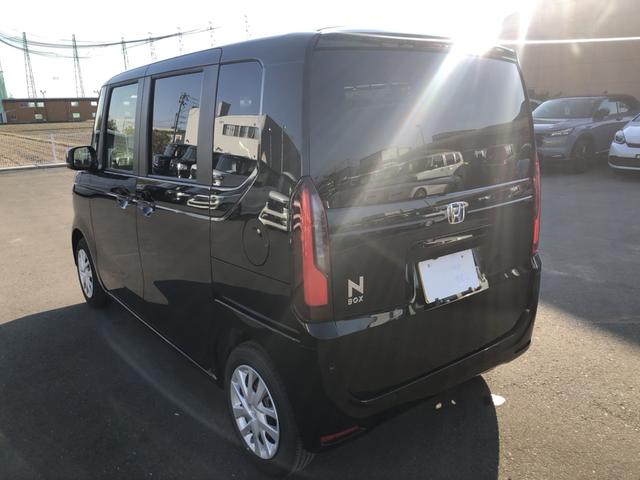 N-BOX ベースグレード 届出済未使用車 片側電動スライドドア 衝突軽減システム スマートキ- 禁煙 カーテンエアバック イモビライザー ECOモード 横滑り防止 オートクルーズ LEDヘッドライト キーフリー オートエアコン(35枚目)