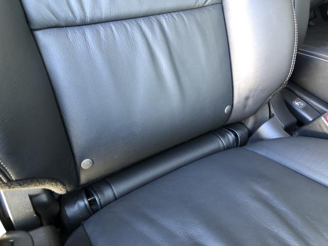 オデッセイハイブリッド ハイブリッドアブソルート・ホンダセンシングＥＸパック　純正ナビ　ＥＴＣ　ドラレコ　両側電動ドア　ＬＥＤ　アルミホイール　両側自動スライドドア　シートヒータ　キーレス　サイドエアバッグ　エコモード　ＤＶＤ再生可　本革シート　ＶＳＡ　スマキー　３列シート（27枚目）