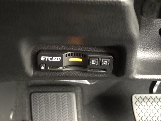 ヴェゼル ｅ：ＨＥＶＺ　純正ナビ　ＥＴＣ　前後ドラレコ　ＬＥＤ　アルミホイール　シートヒーター　衝突回避支援ブレーキ機能　１オナ　スマキ　Ｐトランク　フルオートエアコン　Ｄレコ　エアバッグ　両席エアバック　Ｒカメ　記録簿付（8枚目）