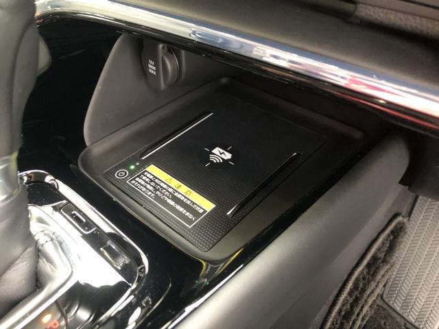 ヴェゼル ｅ：ＨＥＶＺ　純正ナビ　ＥＴＣ　前後ドラレコ　ＬＥＤ　アルミホイール　シートヒーター　衝突回避支援ブレーキ機能　１オナ　スマキ　Ｐトランク　フルオートエアコン　Ｄレコ　エアバッグ　両席エアバック　Ｒカメ　記録簿付（20枚目）