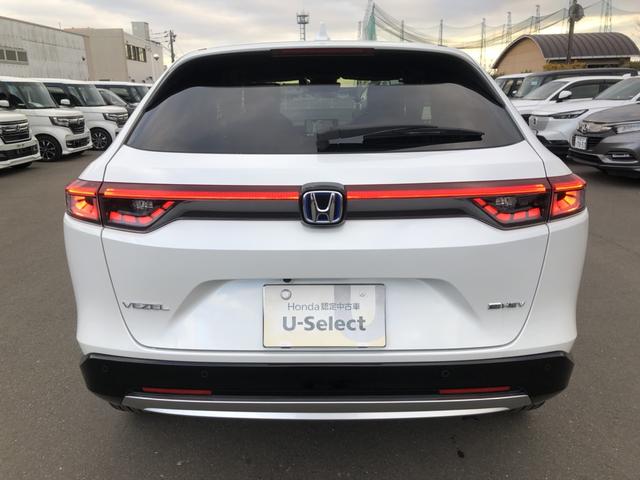 ヴェゼル ｅ：ＨＥＶＺ　純正ナビ　ＥＴＣ　前後ドラレコ　ＬＥＤ　アルミホイール　シートヒーター　衝突回避支援ブレーキ機能　１オナ　スマキ　Ｐトランク　フルオートエアコン　Ｄレコ　エアバッグ　両席エアバック　Ｒカメ　記録簿付（44枚目）