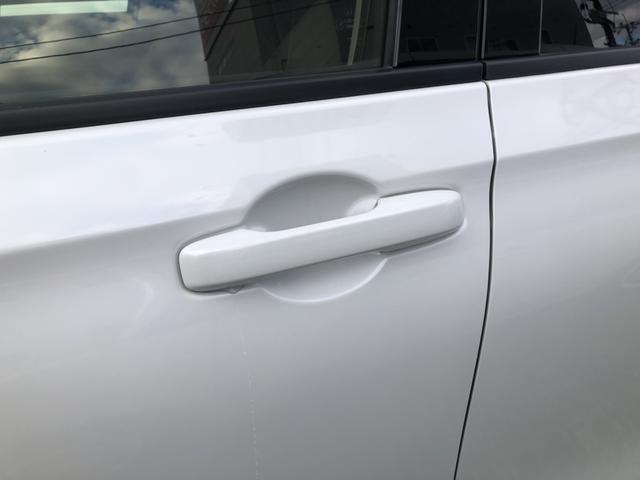 ヴェゼル ｅ：ＨＥＶＺ　純正ナビ　ＥＴＣ　前後ドラレコ　ＬＥＤ　アルミホイール　シートヒーター　衝突回避支援ブレーキ機能　１オナ　スマキ　Ｐトランク　フルオートエアコン　Ｄレコ　エアバッグ　両席エアバック　Ｒカメ　記録簿付（50枚目）