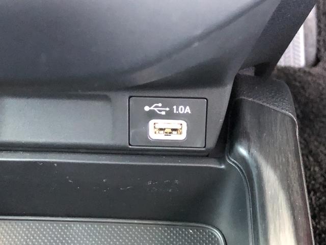 ＣＲ－Ｖハイブリッド ｅ：ＨＥＶＥＸ・ブラックエディション　純正ナビ　ＥＴＣ　シートヒーター　ＬＥＤ　アルミホイール　衝突被害軽減ブレーキ　ハンズフリーパワーテールゲート　禁煙車　キーレス　記録簿　ＤＶＤ再生　エアバッグ　インテリキー　電動シート　ＵＳＢ（70枚目）