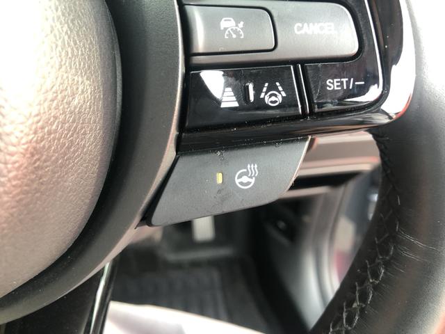 ヴェゼル ｅ：ＨＥＶＺ　試乗車アップ　純正ナビ　ＥＴＣ　前後ドラレコ　ＬＥＤ　アルミホイール　衝突回避支援ブレーキ機能　スマキ　Ｐトランク　フルオートエアコン　Ｄレコ　エアバッグ　両席エアバック　Ｒカメ　記録簿付　ソナー（12枚目）