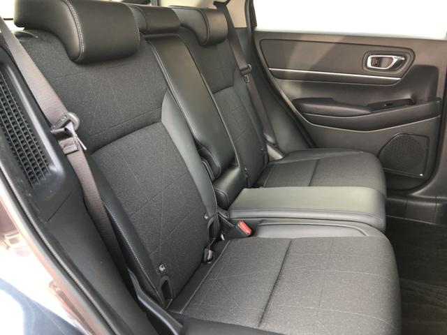 ヴェゼル ｅ：ＨＥＶＺ　試乗車アップ　純正ナビ　ＥＴＣ　前後ドラレコ　ＬＥＤ　アルミホイール　衝突回避支援ブレーキ機能　スマキ　Ｐトランク　フルオートエアコン　Ｄレコ　エアバッグ　両席エアバック　Ｒカメ　記録簿付　ソナー（28枚目）