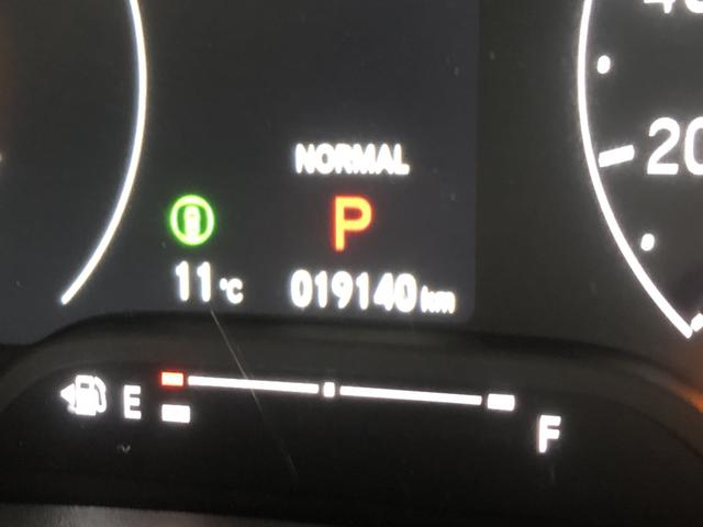 ヴェゼル ｅ：ＨＥＶＺ　純正ナビ　ＥＴＣ　前後ドラレコ　ＬＥＤ　アルミホイール　シートヒーター　盗難防止装置　１オーナー　ドラレコ付き　Ｒカメラ　記録簿　フルセグテレビ　スマ－トキ－　アクティブクルーズ　Ｐセンサー　ナビＴＶ（61枚目）