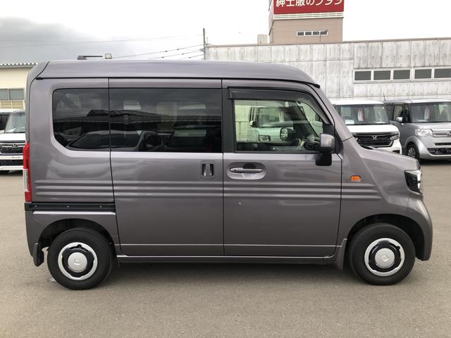 N-VAN+スタイル ファン・ターボ 4WD 純正ディスプレイオーディオ ETC LED 禁煙車 ワンオーナー 1オーナー車 インテリキー ESC アクティブクルーズコントロール ワンセグテレビ AAC Bモニ 両側スライドドア ターボ車(30枚目)