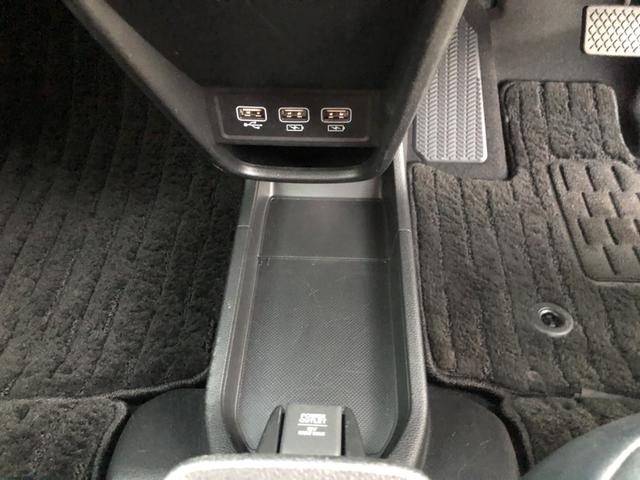 Ｎ－ＯＮＥ プレミアム　純正ナビ　ドラレコ　ＬＥＤ　アルミホイール　シートヒーター　ホンダセンシング　ＵＳＢポート　禁煙　ワンオーナー車　衝突軽減　ＤＶＤ再生　ＥＳＣ　コーナーセンサー　シ－トヒ－タ－　バックカメラ　フルセグ（17枚目）