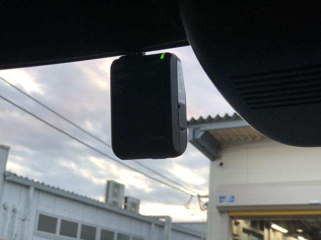 Ｎ－ＢＯＸカスタム ベースグレード　試乗車アップ　純正ナビ　ドラレコ　両側電動ドア　ＬＥＤ　アルミホイール　Ｗ電動ドア　ＵＳＢ接続　ＣＭＢＳ　Ｄレコ　禁煙　ベンチシート　オートエアコン　スマートキ　盗難防止装置　クルコン　バックカメラ（8枚目）