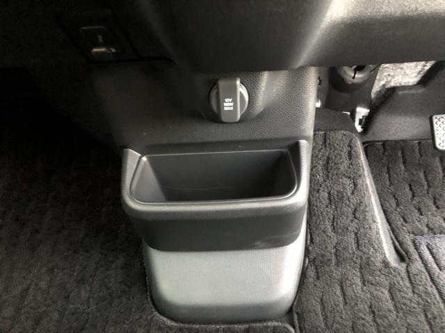 Ｎ－ＢＯＸカスタム ベースグレード　試乗車アップ　純正ナビ　ドラレコ　両側電動ドア　ＬＥＤ　アルミホイール　Ｗ電動ドア　ＵＳＢ接続　ＣＭＢＳ　Ｄレコ　禁煙　ベンチシート　オートエアコン　スマートキ　盗難防止装置　クルコン　バックカメラ（18枚目）