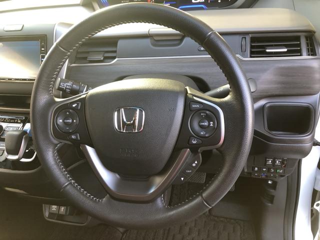 フリードハイブリッド ハイブリッド・Ｇ　純正ナビ　ＥＴＣ　両側電動ドア　シートヒーター　ＬＥＤ　アルミホイール　両電動ドア　サイドエアバック　クルコン　スマキー　パワーステアリング　オートライト　フルセグＴＶ　ウォークスルー　Ｂカメラ　禁煙（8枚目）