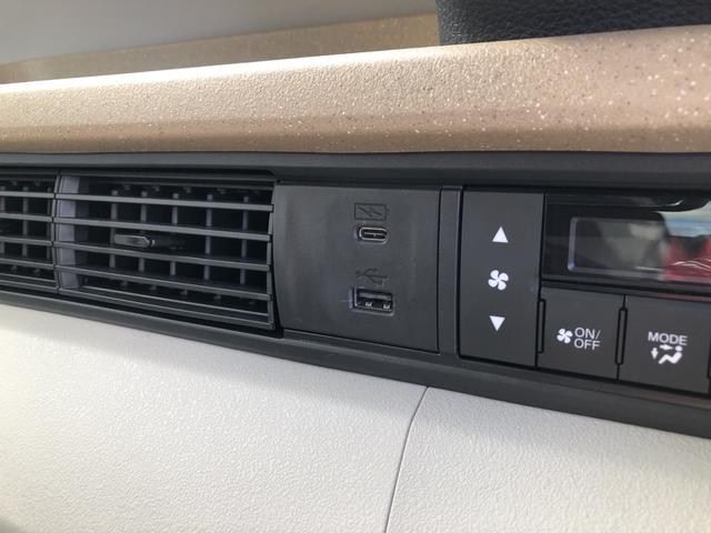 Ｎ－ＢＯＸ ファッションスタイル　試乗車アップ　純正ナビ　ＥＴＣ　ドラレコ　片側電動スライドドア　アラウンドビューモニター　禁煙　ソナー　盗難防止装置　スマートキ　ＵＳＢポート　ＬＥＤランプ　バックモニター　サイドカーテンエアバック（16枚目）