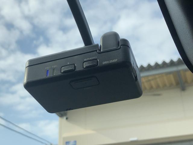 �y�O��h���C�u���R�[�_�[�z�O��Ńh�����R�����Ă��āA���S�ł��I