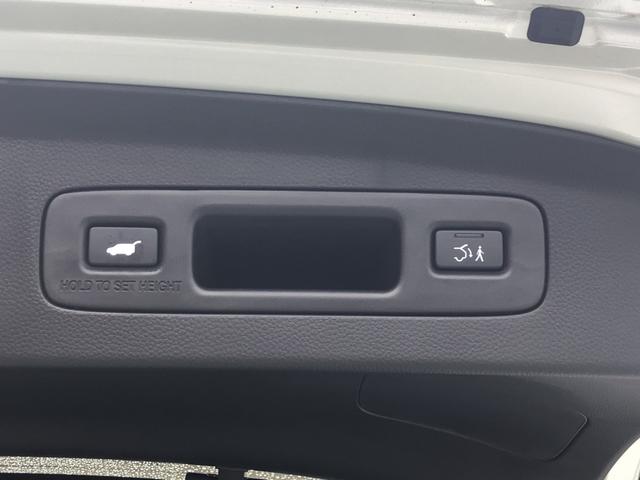 �y�d�������A�e�[���Q�[�g�z���肪�ǂ����Ă��Ă��A�����^�b�`�{�^���i�܂��̓����R���L�[�j�Ń��A�e�[���Q�[�g�������ŊJ�ł��܂���