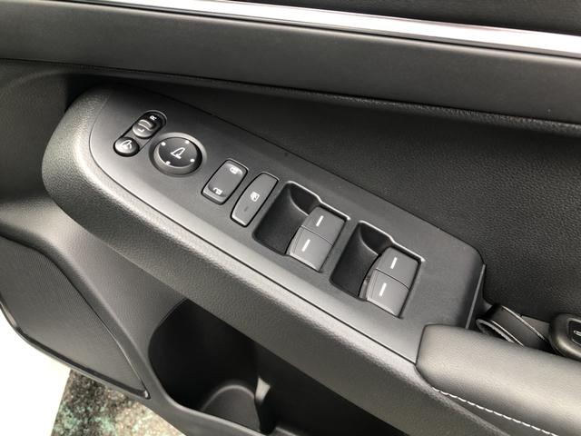 �y�����암���z�^�]�Ȃ̃X�C�b�`�ł́A���ׂẴE�B���h�[�̊J������s�����Ƃ��ł��܂��B