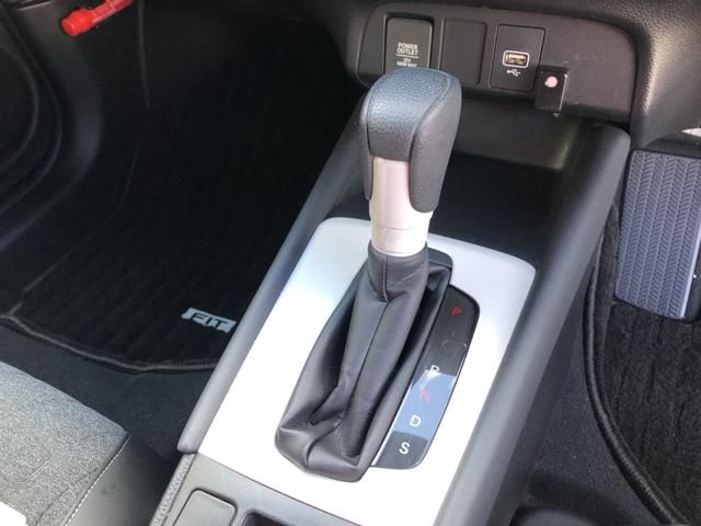 フィット ホーム　純正ナビ　前後ドラレコ　ＬＥＤ　ワンオーナー　禁煙車　ホンダセンシング　記録簿　衝突軽減　リアカメラ　ソナー　ＵＳＢ接続　ＡＡＣ　横滑り防止機能　サイドエアバック　オートライト　クルーズコントロール（11枚目）