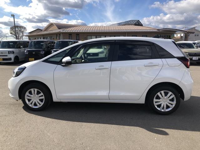 フィット ホーム　純正ナビ　前後ドラレコ　ＬＥＤ　ワンオーナー　禁煙車　ホンダセンシング　記録簿　衝突軽減　リアカメラ　ソナー　ＵＳＢ接続　ＡＡＣ　横滑り防止機能　サイドエアバック　オートライト　クルーズコントロール（37枚目）