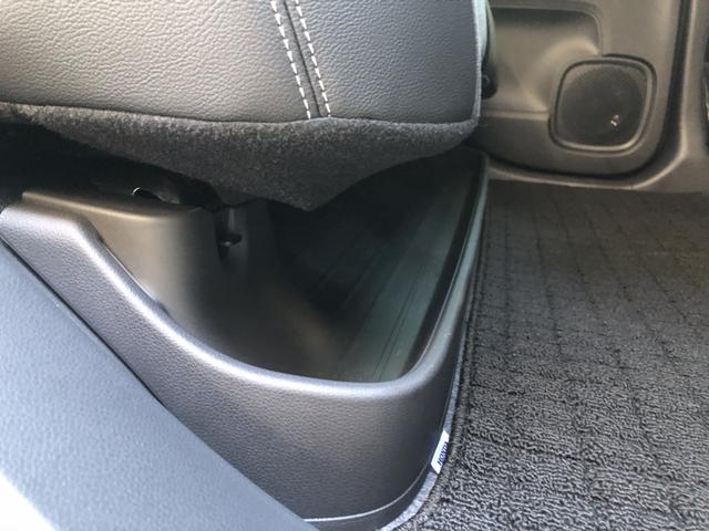 �y��ȑ������[�z�u���ꏊ�ɍ���P��u���C�́A���A�V�[�g�̉��ɂ�������Ǝ��[�o���܂��I