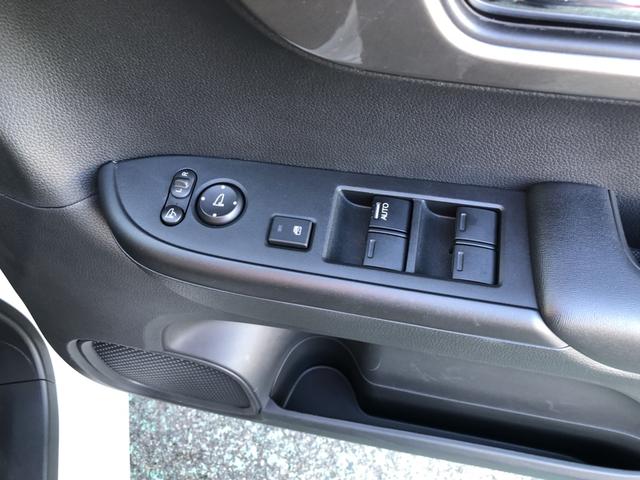 �y�����암���z�^�]�Ȃ̃X�C�b�`�ł́A���ׂẴE�B���h�[�̊J������s�����Ƃ��ł��܂��B