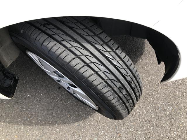 フィット １３Ｇ・Ｆパッケージ　純正ナビ　ドラレコ　ワンオーナー　禁煙車　イモビ　ＤＶＤ再生可能　スマ－トキ－　記録簿有り　ＶＳＡ　ＥＴＣ付き　地デジＴＶ　助手席エアバッグ　オートエアコン　エアバック　ＰＳ　キ－フリ－　Ｄレコ　ＰＷ（23枚目）