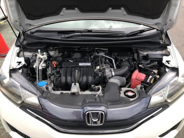 フィット １３Ｇ・Ｆパッケージ　純正ナビ　ドラレコ　ワンオーナー　禁煙車　イモビ　ＤＶＤ再生可能　スマ－トキ－　記録簿有り　ＶＳＡ　ＥＴＣ付き　地デジＴＶ　助手席エアバッグ　オートエアコン　エアバック　ＰＳ　キ－フリ－　Ｄレコ　ＰＷ（25枚目）