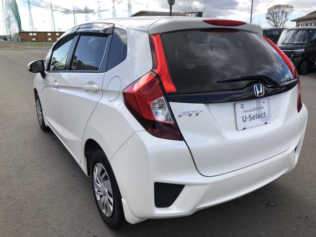 フィット １３Ｇ・Ｆパッケージ　純正ナビ　ドラレコ　ワンオーナー　禁煙車　イモビ　ＤＶＤ再生可能　スマ－トキ－　記録簿有り　ＶＳＡ　ＥＴＣ付き　地デジＴＶ　助手席エアバッグ　オートエアコン　エアバック　ＰＳ　キ－フリ－　Ｄレコ　ＰＷ（31枚目）