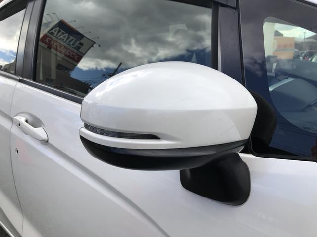 フィット １３Ｇ・Ｆパッケージ　純正ナビ　ドラレコ　ワンオーナー　禁煙車　イモビ　ＤＶＤ再生可能　スマ－トキ－　記録簿有り　ＶＳＡ　ＥＴＣ付き　地デジＴＶ　助手席エアバッグ　オートエアコン　エアバック　ＰＳ　キ－フリ－　Ｄレコ　ＰＷ（36枚目）